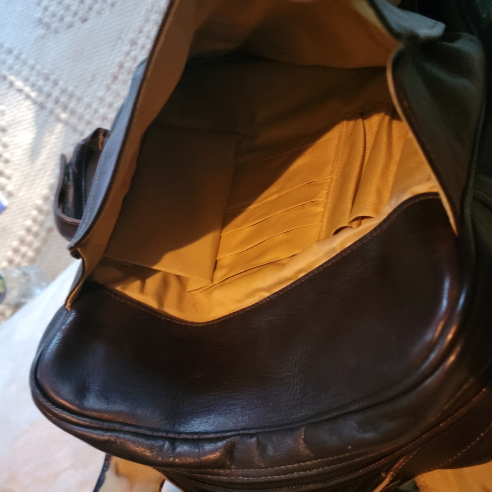 Leather Bag - Picture 4 of 14